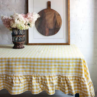 GALLEY & FEN Ruffled Gingham Tablecloth