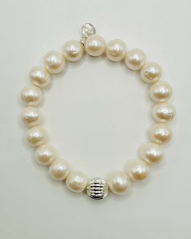 JMNYC DESIGNS JMNYC DESIGNS Round Freshwater Pearl Bracelet