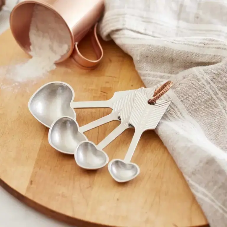 BEEHIVE HANDMADE BEEHIVE HANDMADE Pewter Heart Measuring Spoons