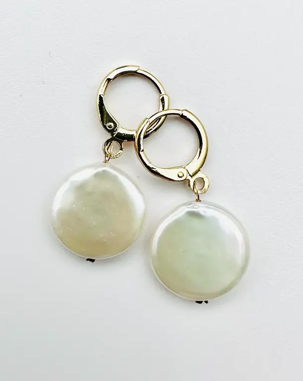 JMNYC DESIGNS JMNYC Large White Freshwater Coin Pearl Huggie Earrings