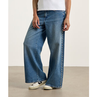 MAC Nevada Rivet Extra Wide-Leg Jean