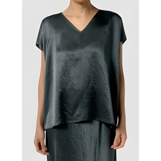 EILEEN FISHER Textured Satin V-Neck Square Top