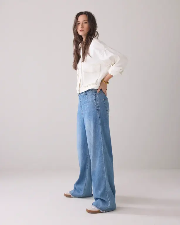 SUMMUM SUMMUM Wide Leg Soft Denim Jeans,