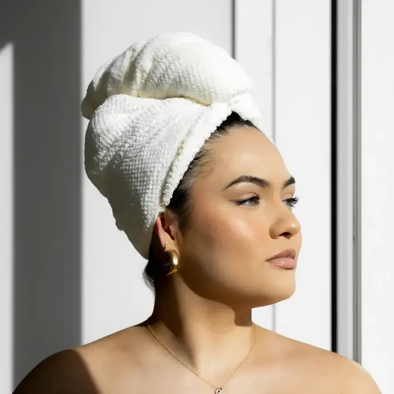 VOLO BEAUTY VOLO Hero Hair Towel- Salt White