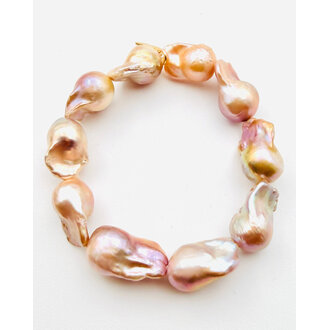JMNYC DESIGNS Peach Natural Baroque Pearl Stretch Bracelet