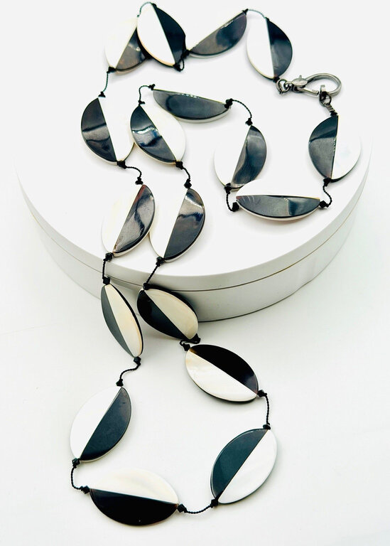 JMNYC DESIGNS JMNYC 36" Oval Mother of Pearl and Black Tab Necklace