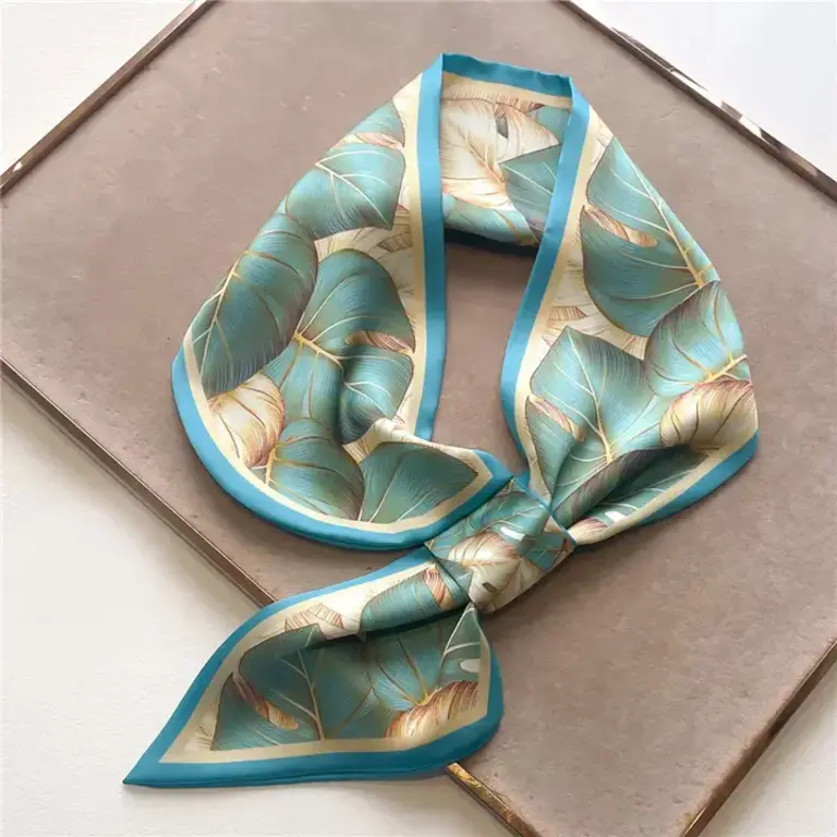 WINDING RIVER WINDING RIVER Aqua Fronds Loop Scarf