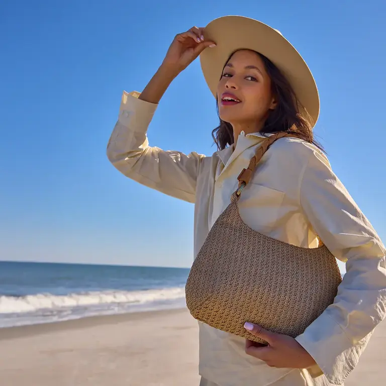 HOBO HOBO Madison Woven Straw Shoulder Bag