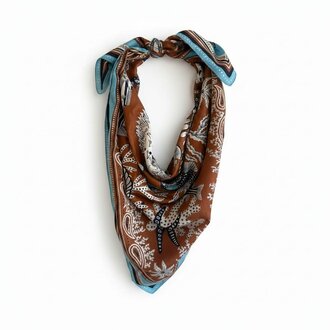 INOUI EDITIONS Square Neptune Scarf