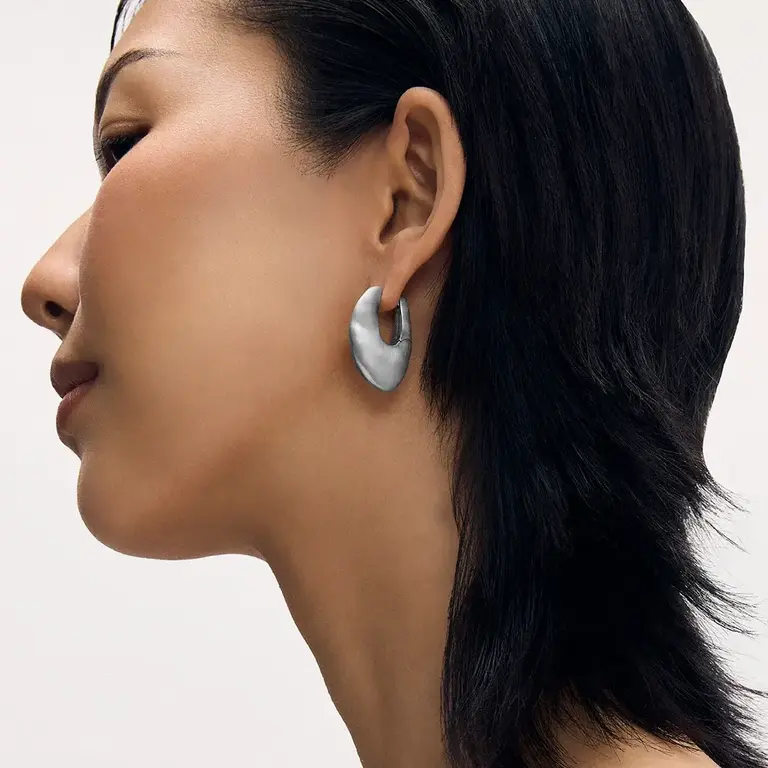 DEAN DAVIDSON DEAN DAVIDSON Serra Hinged Hoop Earrings- Silver