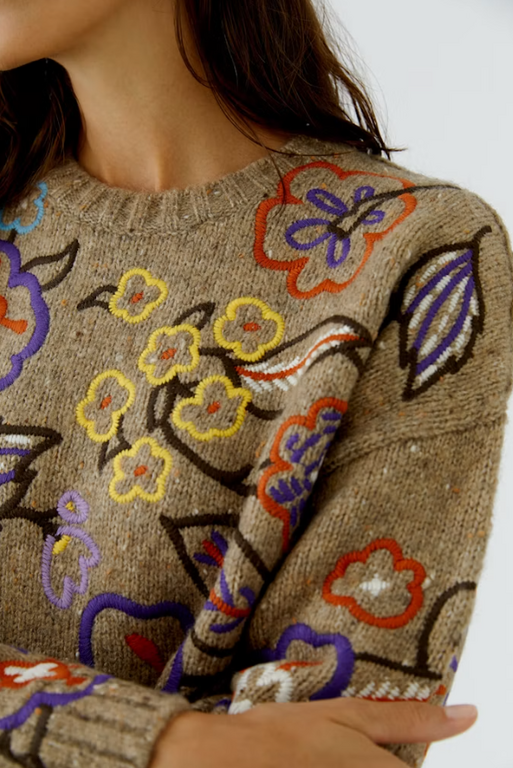 OUI OUI Embroidered Pullover Sweater