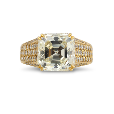 Asscher Cut Diamond Ring