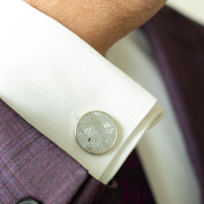 Cufflinks for Men: A History of Elegance and Tradition