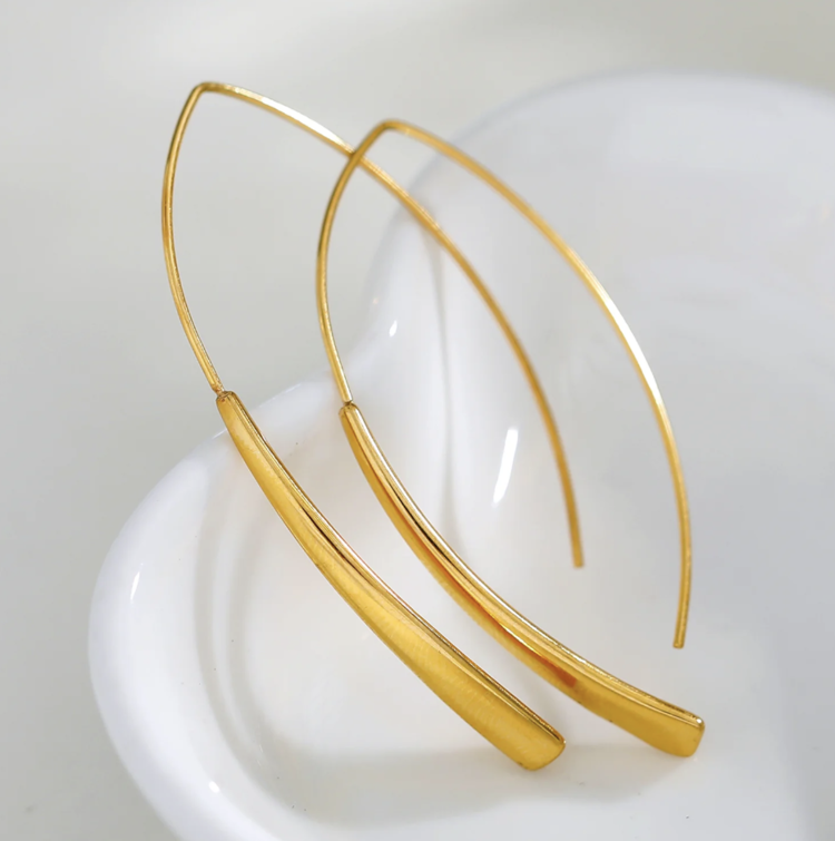 Hackney Nine Hackney Nine - XIMENA Hook Earring in Gold