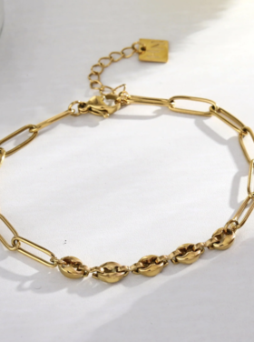 Hackney Nine Hackney Nine - IZARA Paper-Clip & Beads Bracelet in Gold