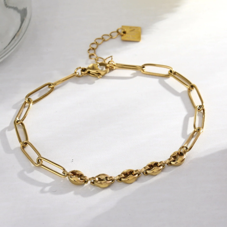 Hackney Nine Hackney Nine - IZARA Paper-Clip & Beads Bracelet in Gold