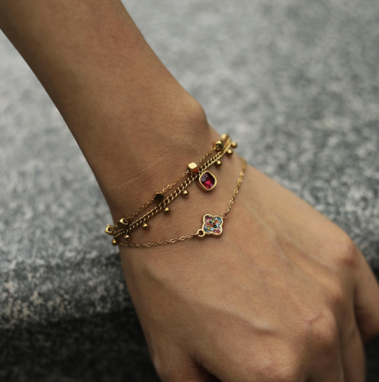 Hackney Nine Hackney Nine - EFFIE Square Beads Gold Bracelet