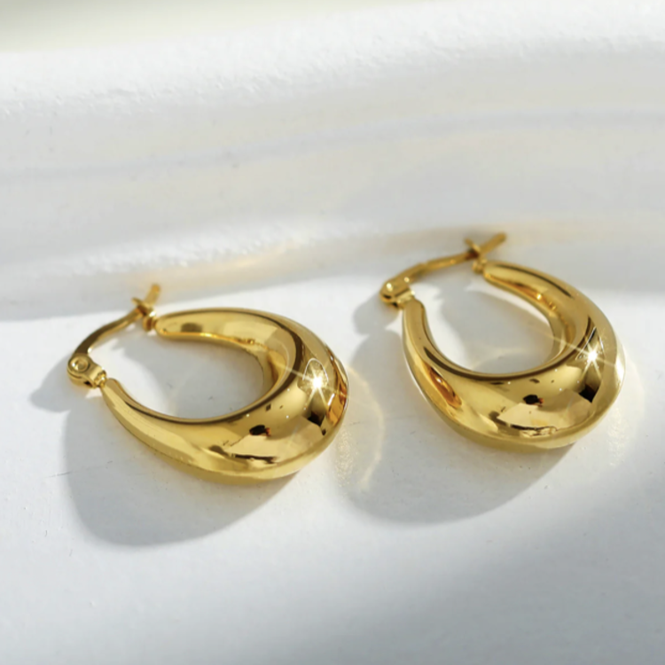 Hackney Nine Hackney Nine - ARINA Looped Chunky Hoops in Gold