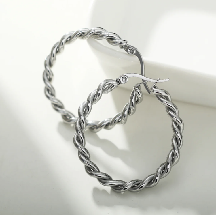 Hackney Nine Hackney Nine - SUKI Twisted Rope Earring in Silver