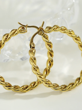 Hackney Nine Hackney Nine - SUKI Twisted Rope Hoop in Gold