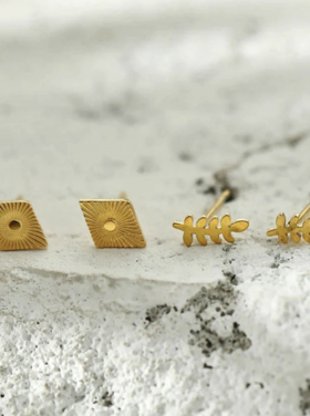 Hackney Nine Matilda- 2-Pair Stud Earring set