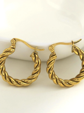 Hackney Nine Hackney Nine - DAVANIA Hoop Gold