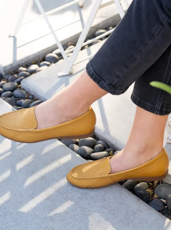 Dansko abigail flat best sale