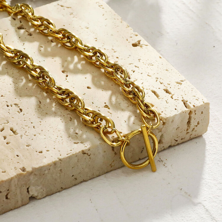 Hackney Nine Hackney Nine - CHOLET Gold Necklace