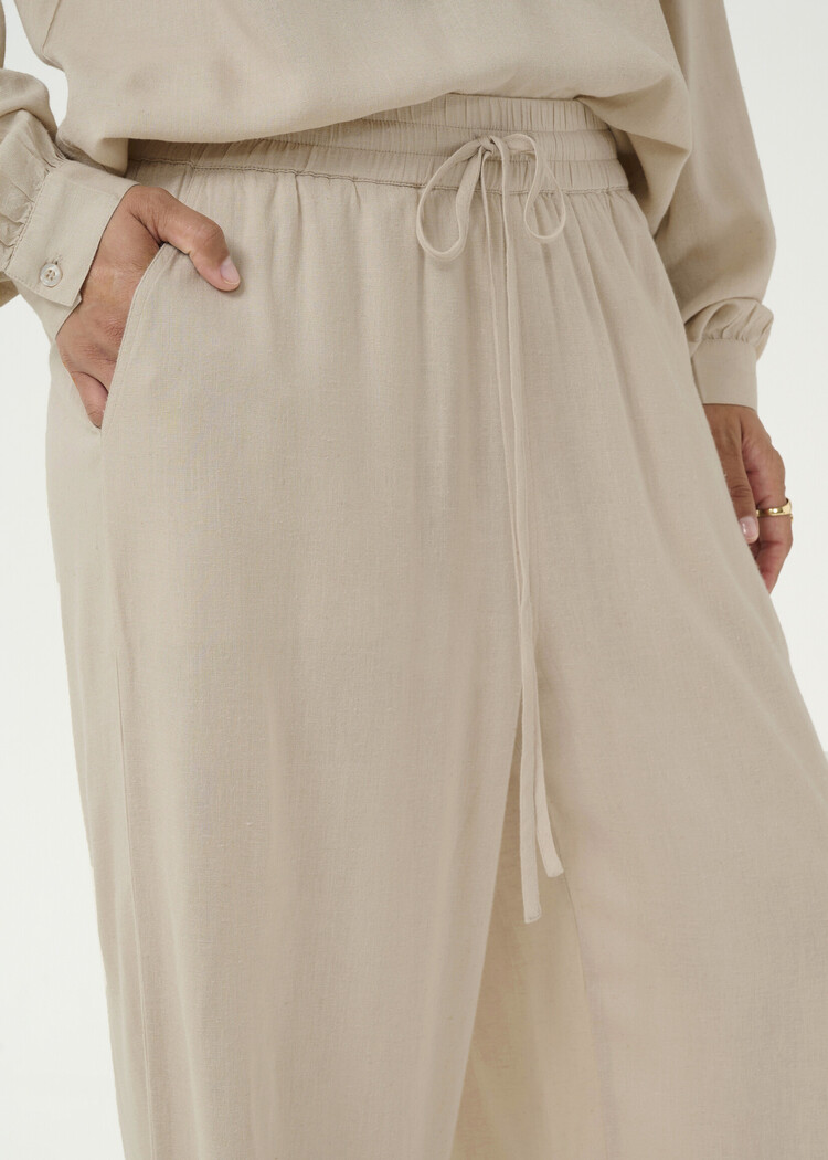 Kaffe Kaffe - Cropped Wide Pants