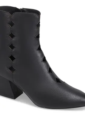 Django & Juliette Django & Juliette - MAMUNS