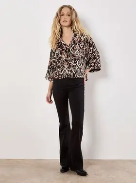 Apricot Apricot - Open Collar Ikat Boxy Shirt