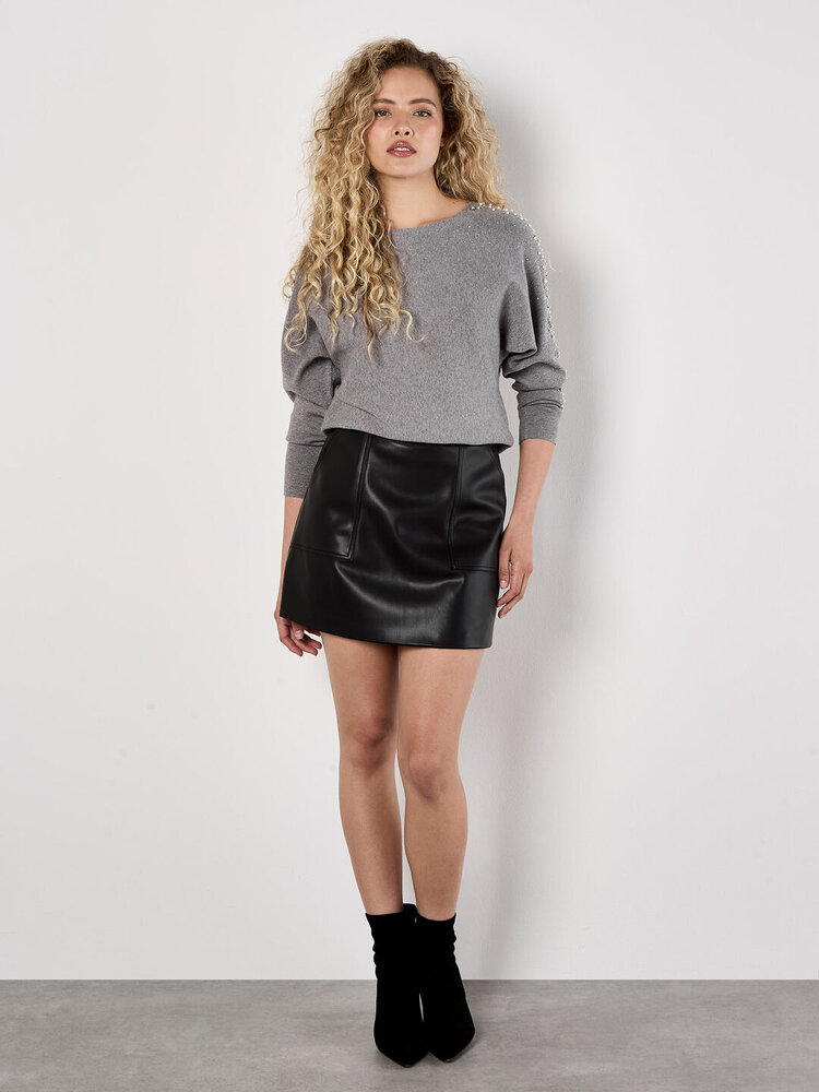 Apricot Apricot - Pearls Stud Batwing Jumper