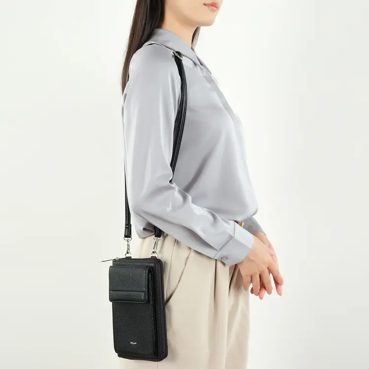 Co-Lab Co Lab - MIRI 7458