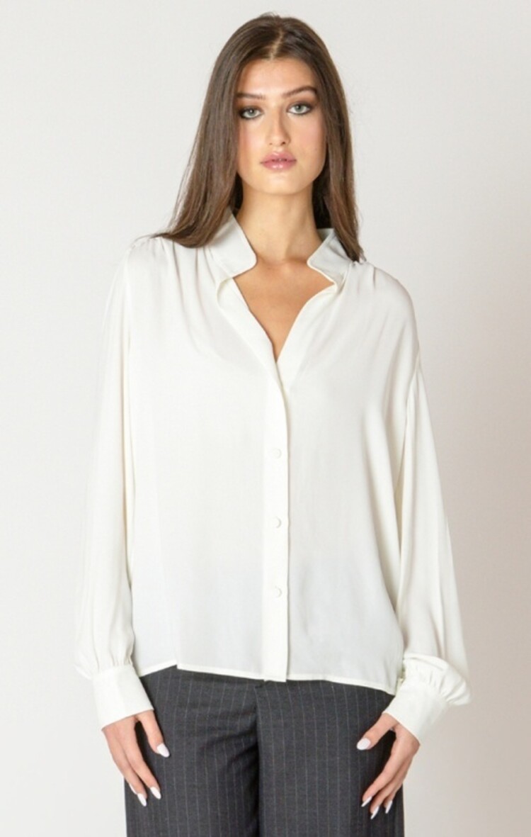 Black Tape Black Tape - Relaxed Button Front Blouse