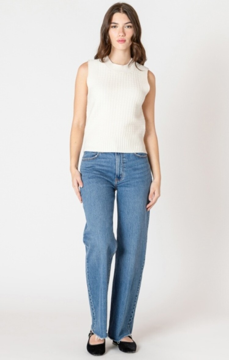 Black Tape Black Tape - Textured Stitch Sweater Tank