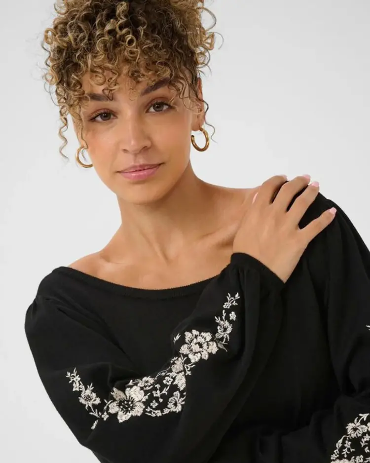 Cream Cream - VILLEA Boatneck Pullover