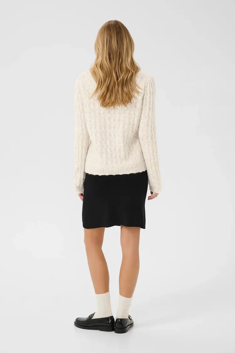 Cream Cream - JUNAH Pullover