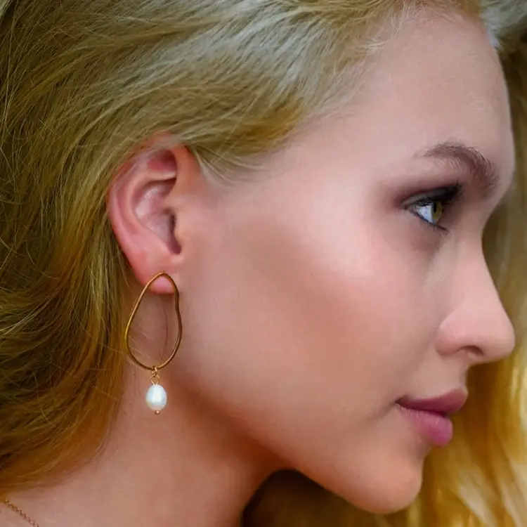 Hackney Nine Hackney Nine - SADIE Pearl Hoop