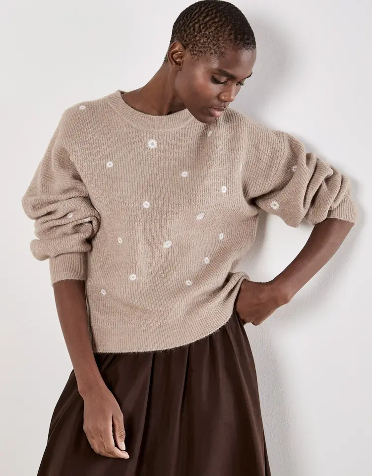 Apricot Apricot - Daisy Embroidered Ribbed Sweater
