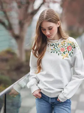 Papillon Papillon - Embroidered Sweatshirt