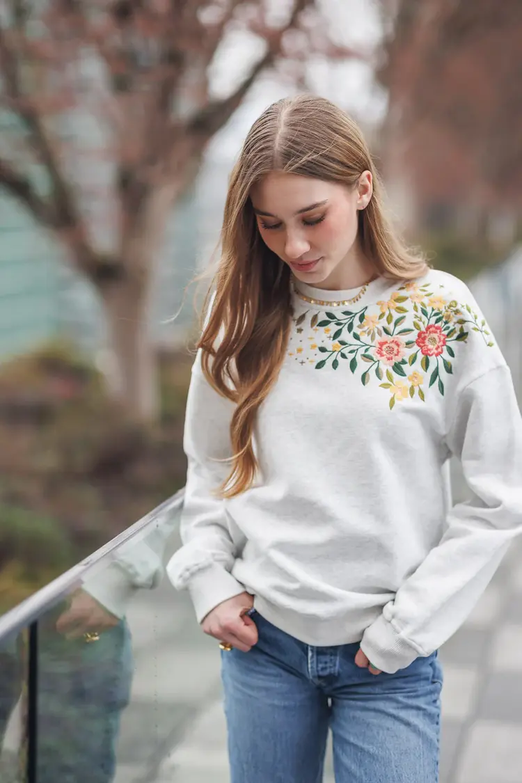 Papillon Papillon - Embroidered Sweatshirt