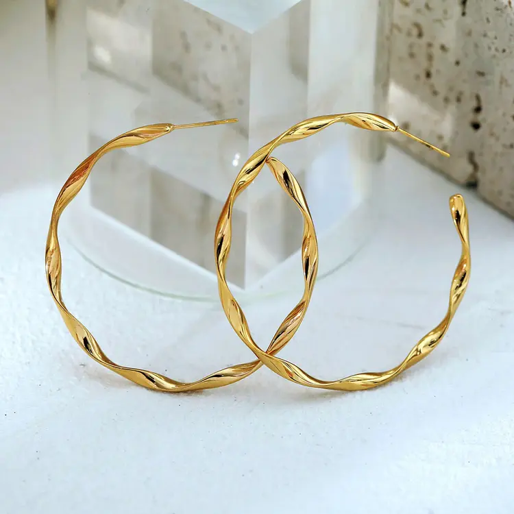 Hackney Nine Hackney Nine - ALICIA Gold Wavy Twist Hoop Earring