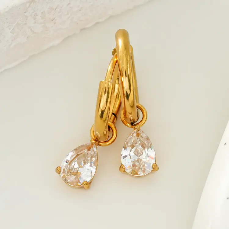 Hackney Nine Hackney Nine - ANNAPOLIS Drop  Zirconia Earring Gold