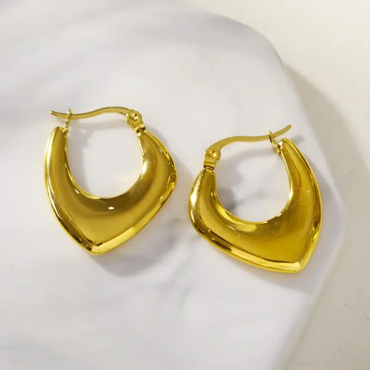 Hackney Nine Hackney Nine - KAMIRA Earrings  Gold