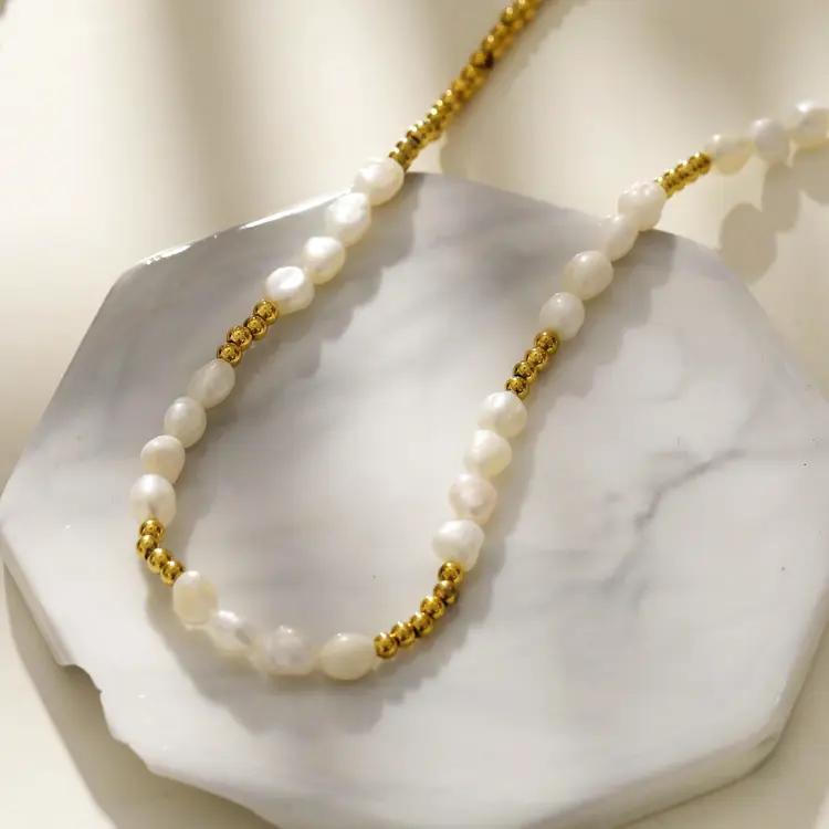 Hackney Nine Hackney Nine - HELGA Pearl Necklace