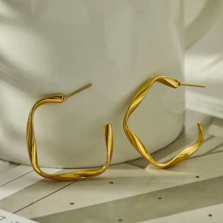 Hackney Nine Hackney Nine - ADAMMA Hoop Gold