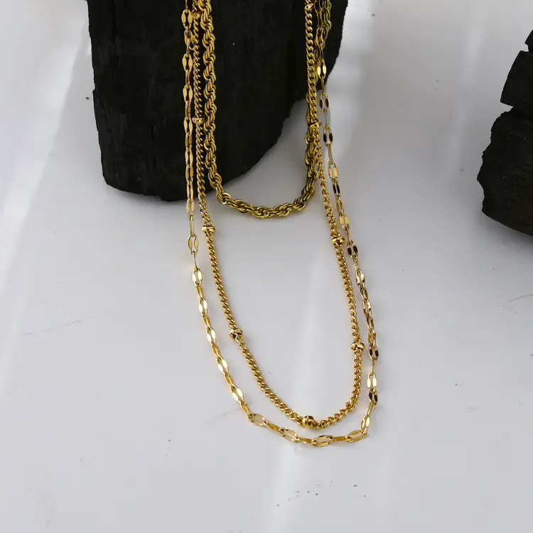 Hackney Nine Hackney Nine - ZURI Triple Layered Necklace Gold
