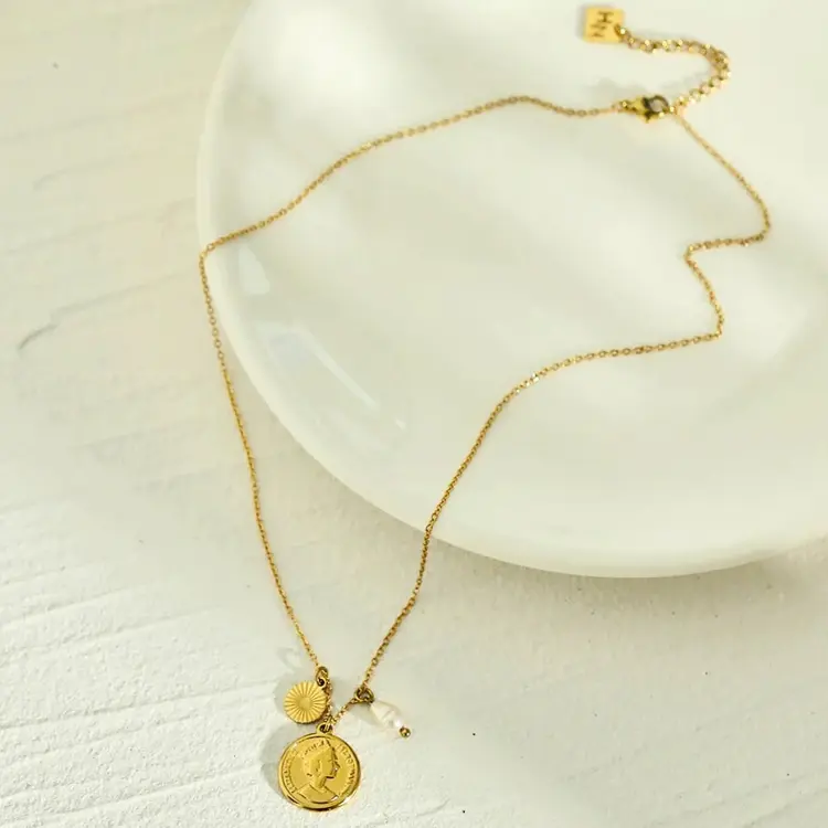 Hackney Nine Hackney Nine - IZABELLA Charm Necklace