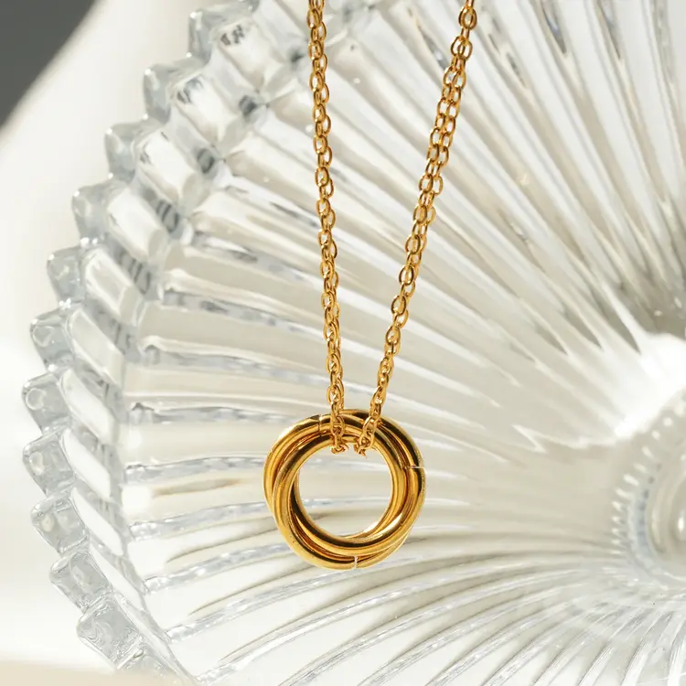 Hackney Nine Hackney Nine - ELVIRA Double Chain Gold w  3 Ring Pendant