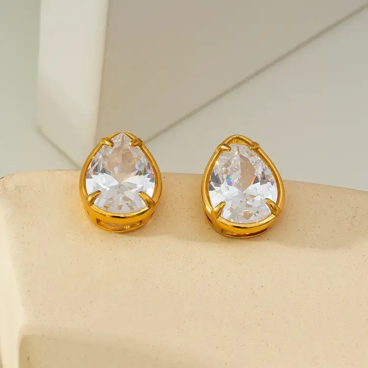 Hackney Nine Hackney Nine - MARTHA Tear Drop Stud Gold